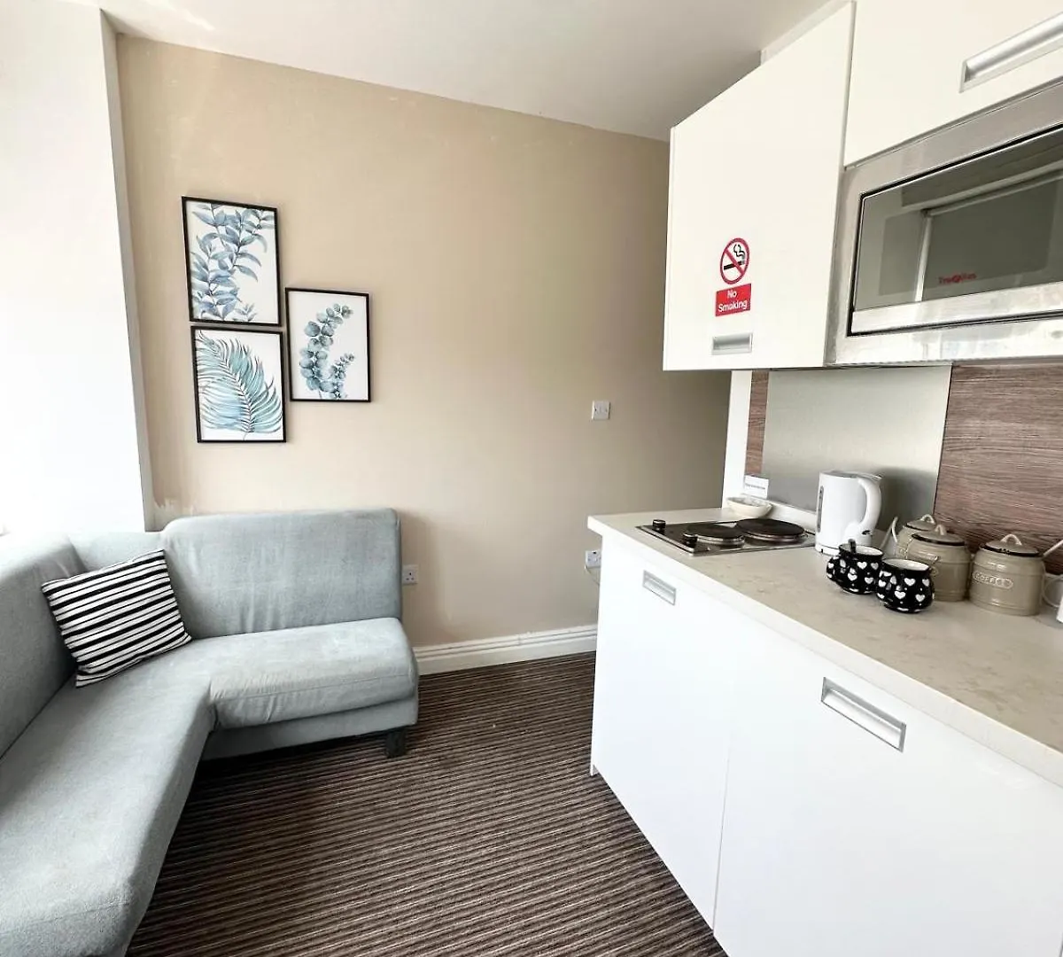 Studio Apartment For 2 Bradford